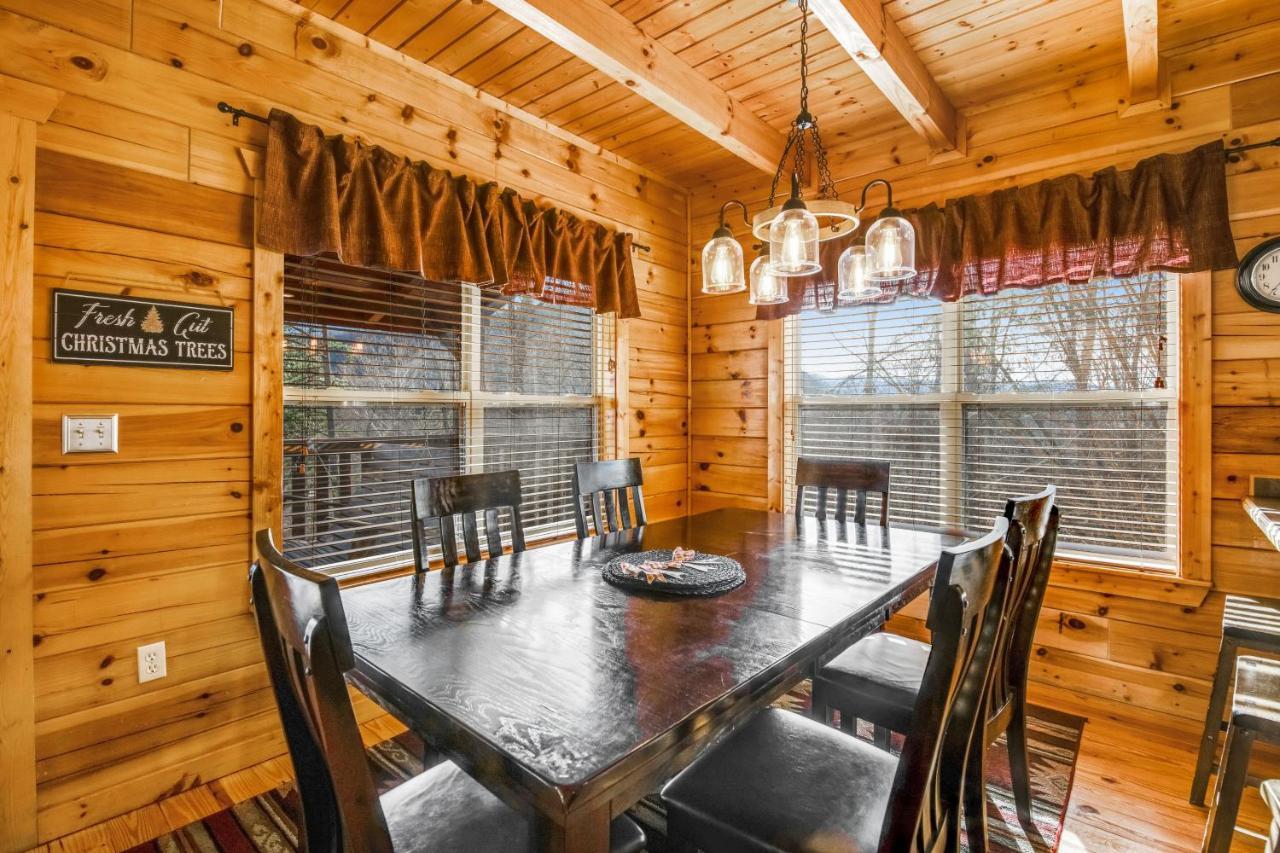 Triple Mountain View Villa Gatlinburg Exterior photo